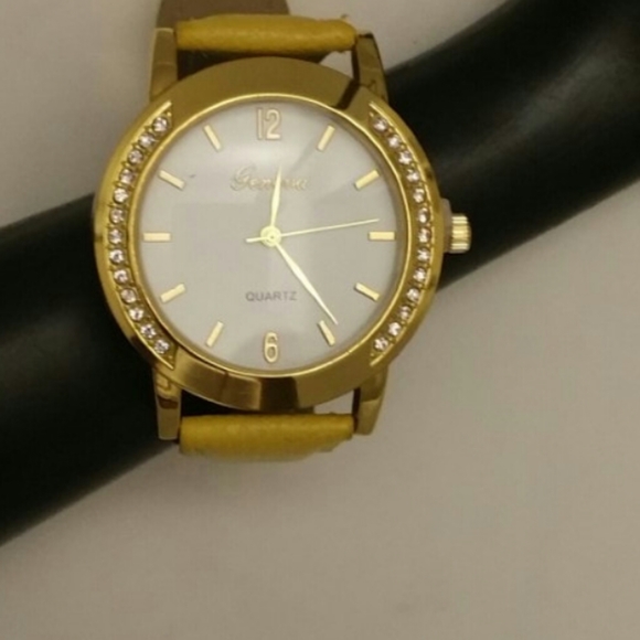 Yellow Luxury Watch, Summer Watch - Picture 6 of 6